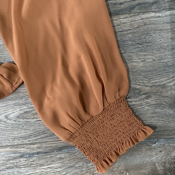 Elegant brown boho top - Picture 4 of 9